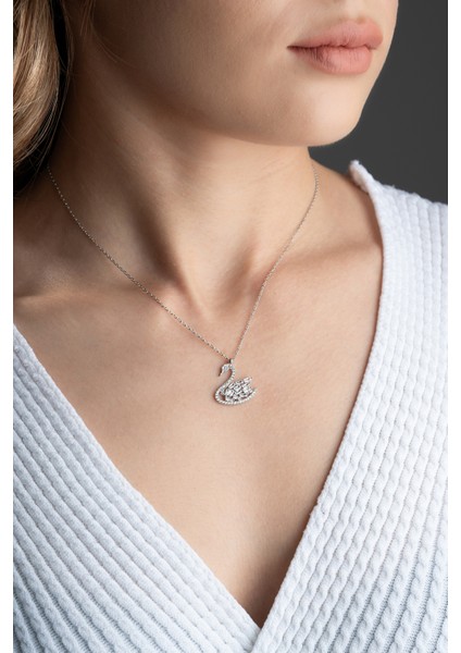 925 Ayar Gümüş Baget Taşlı Kuğu Kolye