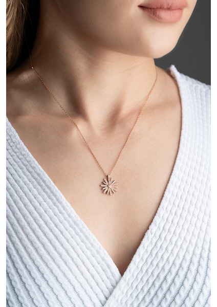 925 Ayar Gümüş Rose Zirkon Taşlı Çiçek Kolye