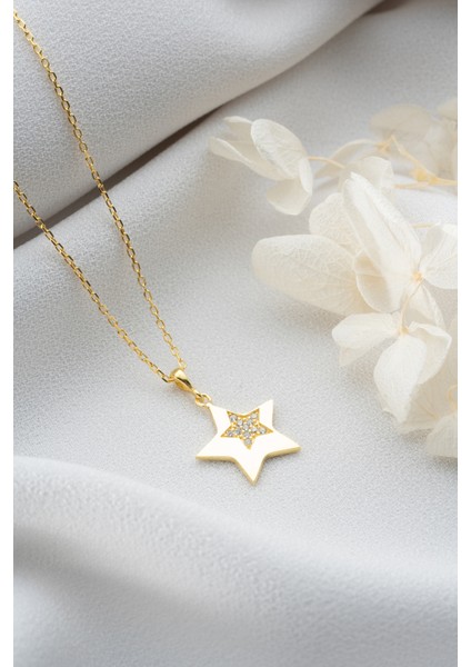 925 Ayar Gümüş Gold Zirkon Taşlı Yıldız Kolye fırsatları