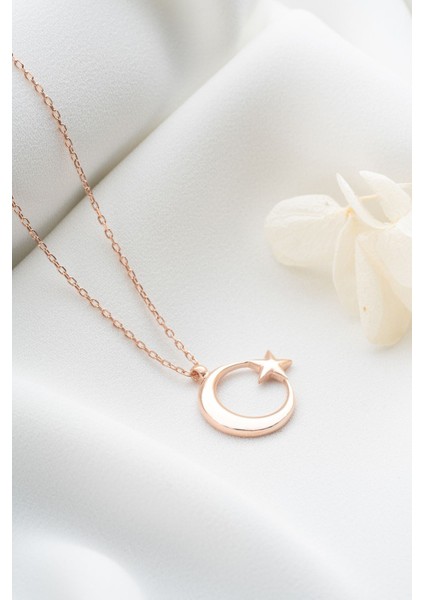 925 Ayar Gümüş Rose Ayyıldız Kolye fırsatları