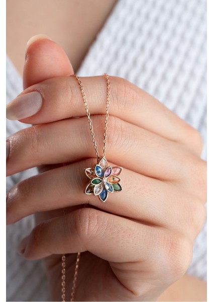 925 Ayar Gümüş Renkli Lotus Çiçeği Kolye fiyatları