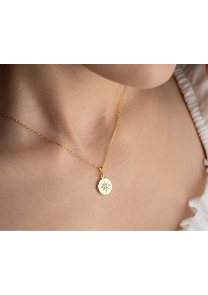 925 Ayar Gümüş Tektaş Yıldız Kolye