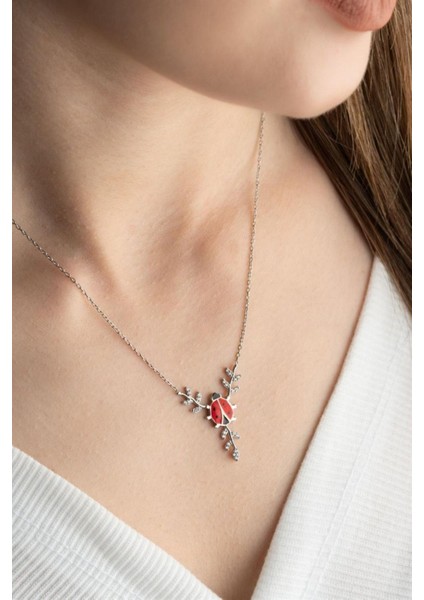 925 Ayar Gümüş Daldaki Uğurböceği Kolye fırsatları