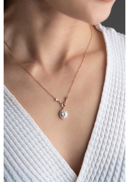 925 Ayar Gümüş Damla Taş Kelebekli Kolye