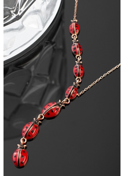 925 Ayar Gümüş Akışlı Uğur Böceği Kolye fırsatları