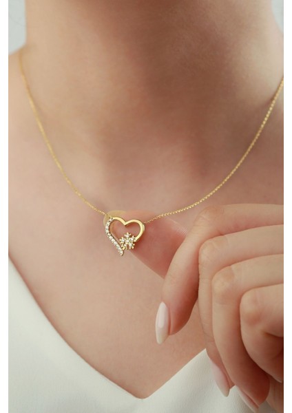 925 Ayar Gold Gümüş Kalpli Kartanesi Kolye fırsatları