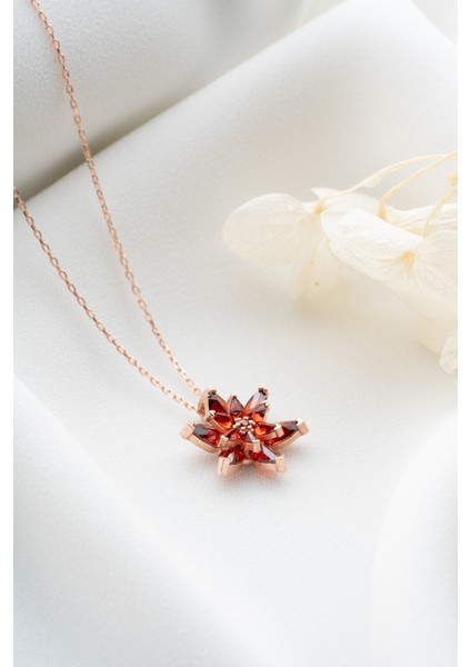 925 Ayar Gümüş Kırmızı Lotus Çiçeği Kolye fırsatları