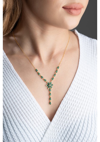 925 Ayar Gümüş Sallantılı Zümrüt Yeşili Kolye