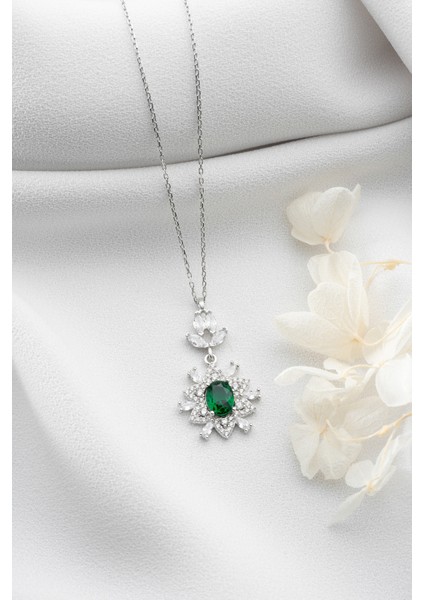 925 Ayar Gümüş Elmas Montür Zirkon Taşlı Kolye modelleri