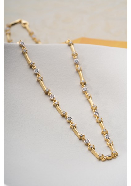 925 Ayar Gümüş Zirkon Taşlı Trend Kolye fırsatları