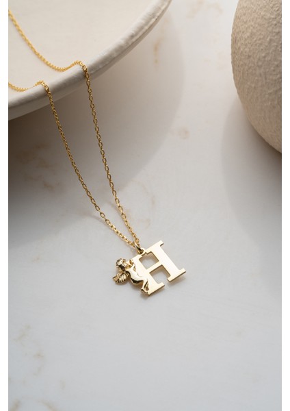 925 Ayar Gümüş Kişiye Özel Melekli Harf Kolye