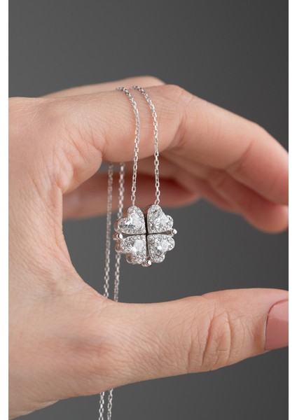 925 Ayar Gümüş Beyaz Taşlı Mıknatıslı Kalp Kolye fırsatları