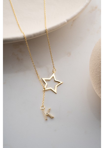 925 Ayar Gümüş Yıldız Detaylı Harf Kolye fırsatları