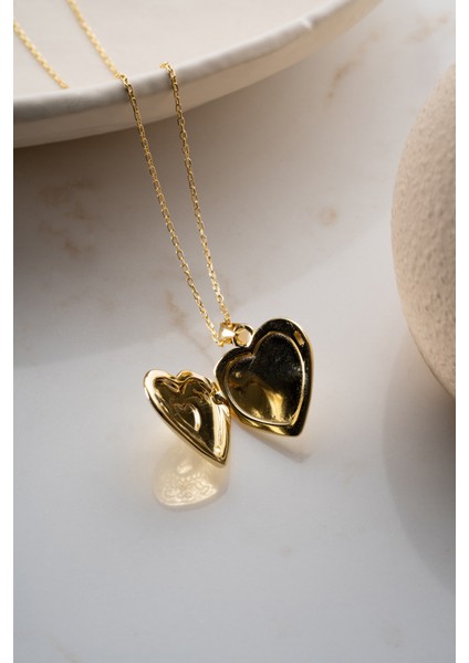 925 Ayar Gümüş Desenli Kapaklı Kalp Kolye indirimleri