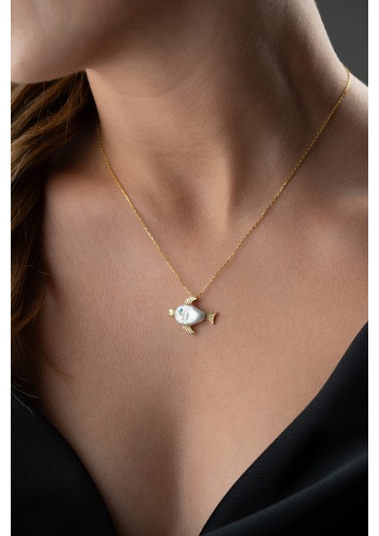 925 Ayar Gümüş Incili Balık Kolye fırsatları