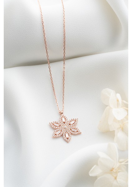 925 Ayar Gümüş Rose Baget Taşlı Kolye modelleri