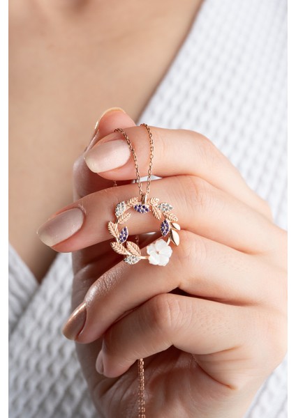 925 Ayar Gümüş Sedefli Çiçek Kolye modelleri