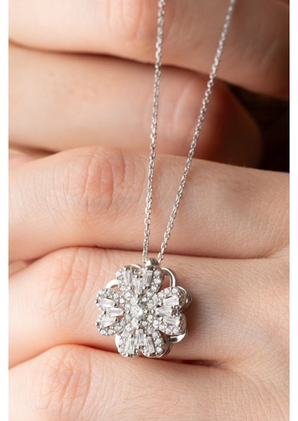 925 Ayar Dönen Dört Yapraklı Yonca Gümüş Kolye