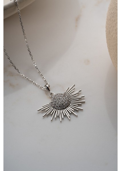 925 Ayar Gümüş Güneş Kolye indirimleri