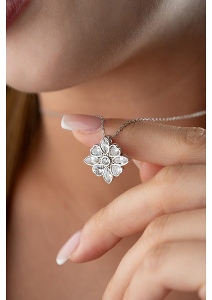 925 Ayar Gümüş Manolya Çiçeği Kolye fiyatları