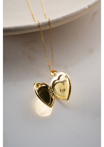 925 Ayar Gümüş Kişiye Özel Kapaklı Kalp Kolye