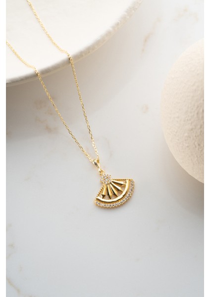 925 Ayar Gümüş Işıklı Kutuda Trende Model Kolye indirimleri