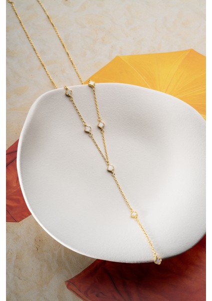 925 Ayar Gümüş Yonca Y Kolye fırsatları