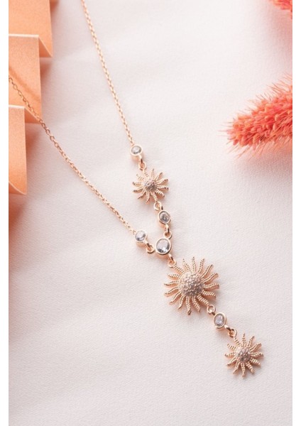 925 Ayar Gümüş Akışlı Güneş Kolye