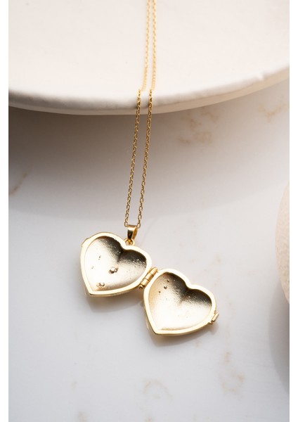 925 Ayar Gümüş Resimlik Kalpli Kelebekli Kolye indirimleri