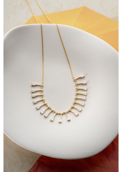 925 Ayar Gümüş Damla Taşlı Sıralı Zincir Kolye fırsatları