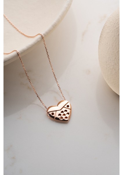 925 Ayar Gümüş Isim Yazılabilen Kalp Kolye fırsatları