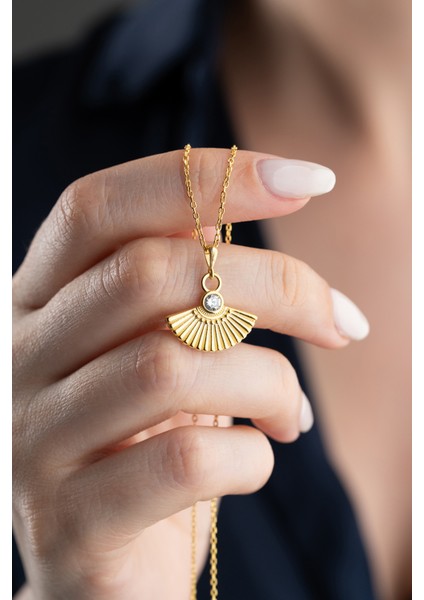 925 Ayar Gümüş Yelpaze Model Kolye