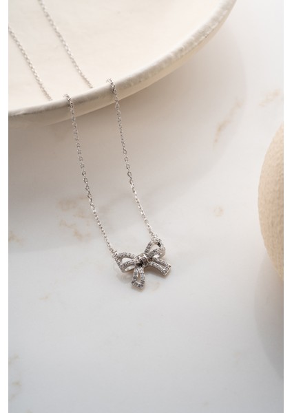 925 Ayar Gümüş Fiyonk Kolye fırsatları