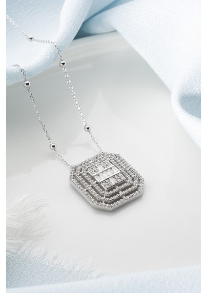 925 Ayar Gümüş Baget Taşlı Kolye