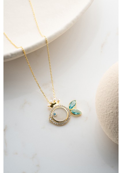 925 Ayar Gümüş Taçlı Mineli Balık Kolye fırsatları