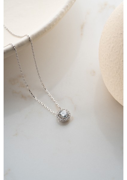 925 Ayar Gümüş Pırlanta Model Tektaş Kolye indirimleri