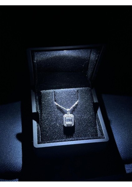 925 Ayar Gümüş Baget Taşlı Kolye fiyatları