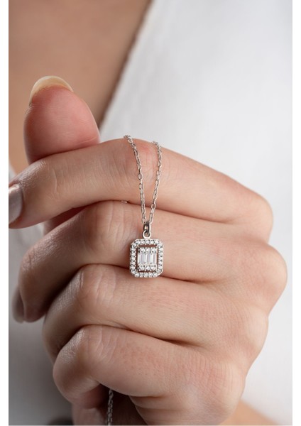 925 Ayar Gümüş Baget Taşlı Kolye modelleri