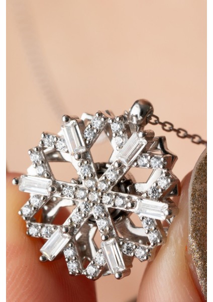 925 Ayar Dönen Kartanesi Gümüş Kolye