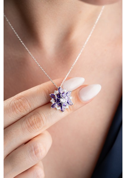 925 Ayar Gümüş Mor Oval Zirkon Taşlı Lotus fırsatları