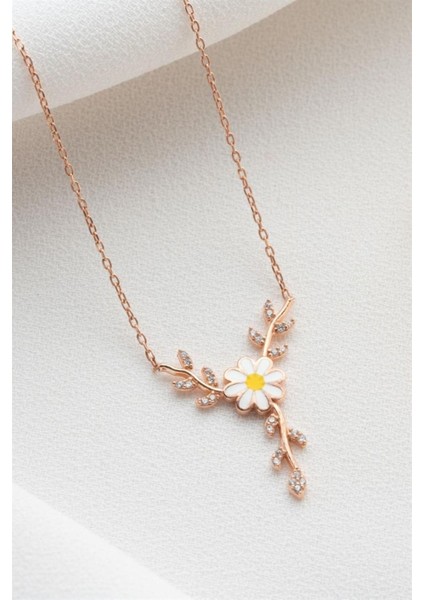 925 Ayar Gümüş Daldaki Papatya Kolye indirimleri