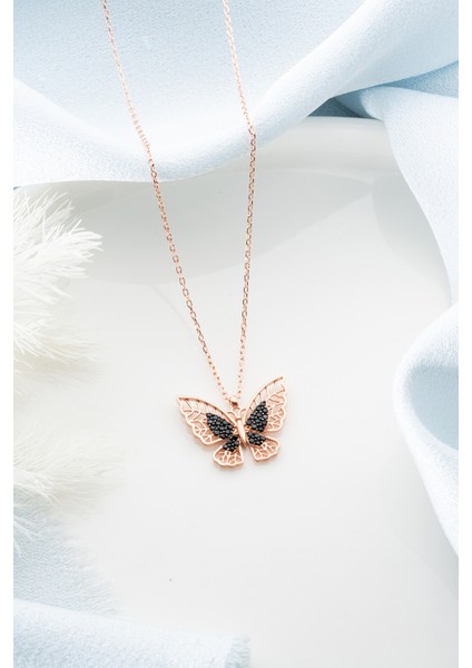 925 Ayar Gümüş Siyah Taşlı Kelebek Kolye