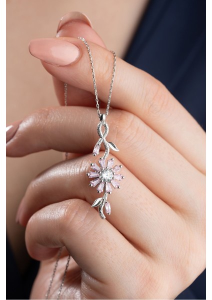 925 Ayar Gümüş Dönen Çiçek Kolye