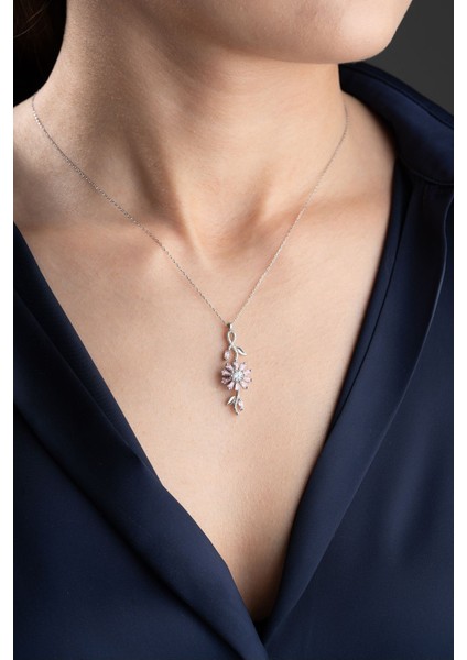 925 Ayar Gümüş Dönen Çiçek Kolye indirimleri