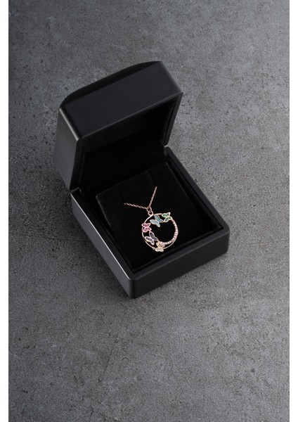 925 Ayar Gümüş Işıklı Kutuda Kelebek Kolye Kolye