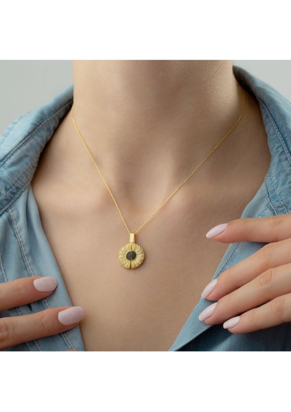 925 Ayar Gümüş Isimli Açılan Ay Çiçeği Kolye modelleri