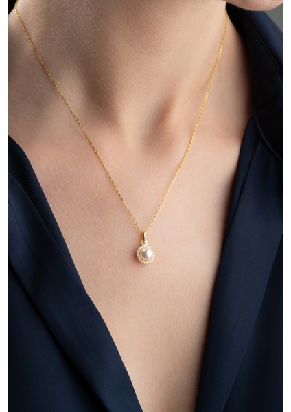 925 Ayar Gümüş Işıklı Kutuda Inci Model Kolye fırsatları