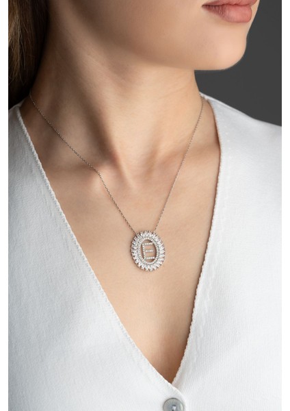 925 Ayar Gümüş Işıklı Kutuda Zirkon Taşlı Harf Kolye modelleri