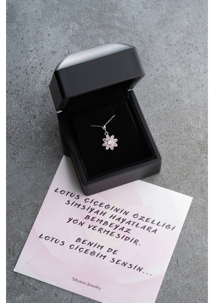 925 Ayar Gümüş Işıklı Kutu Pembe Taşlı Lotus Kolye