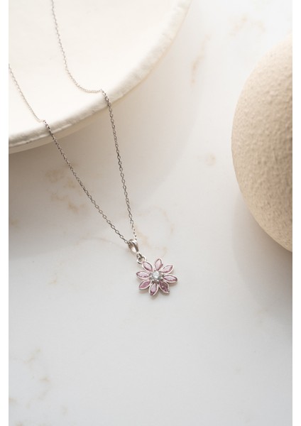 925 Ayar Gümüş Işıklı Kutu Pembe Taşlı Lotus Kolye